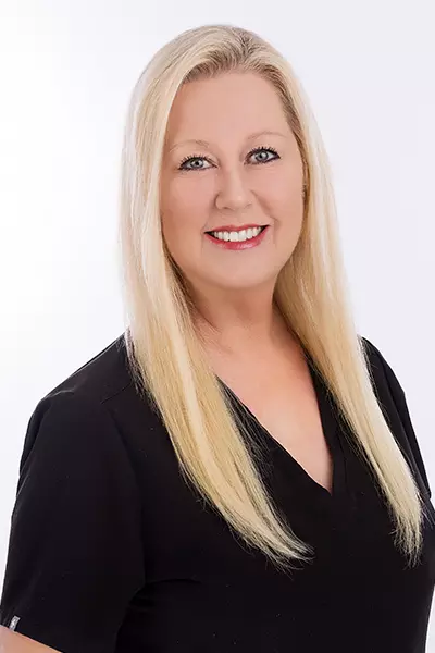 ANGELA HUGHES - Black